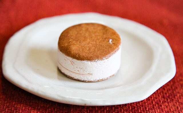 「優勝」「ハマりそう」ファミマの超人気スイーツに「あまおう苺」が仲間入り！