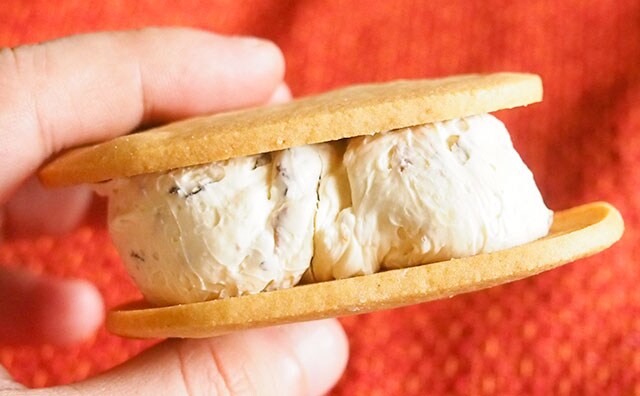 「とぶぞ!」「エグい」話題沸騰中のローソンスイーツって!?