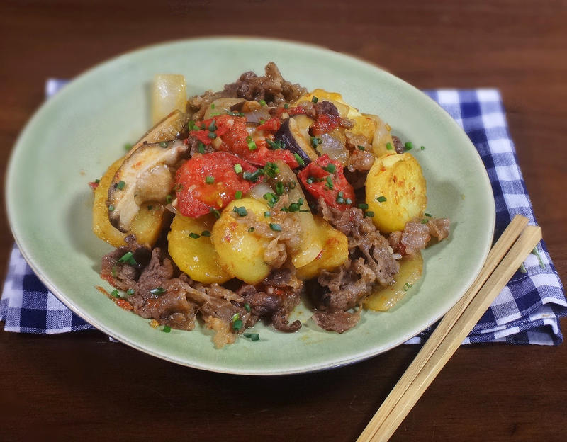 コトコト煮込んでとろけるおいしさ！「牛肉のトマト煮」レシピ5選