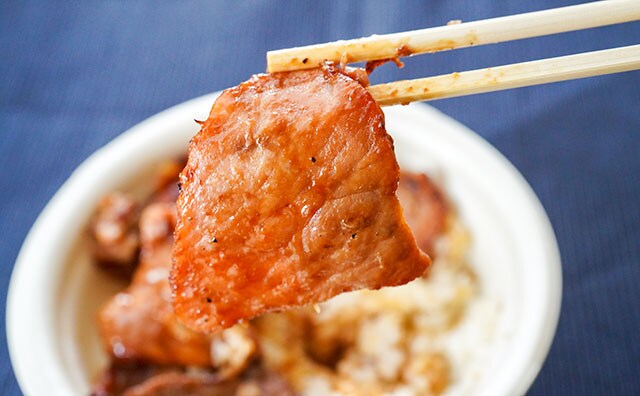 肉たっぷり！セブン新商品は食べごたえがスゴい！