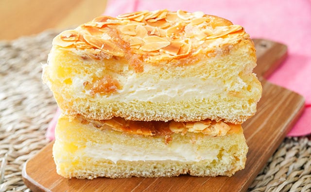 ファミマ新商品がウマすぎて他のクリームパンが食べられなくなりそう