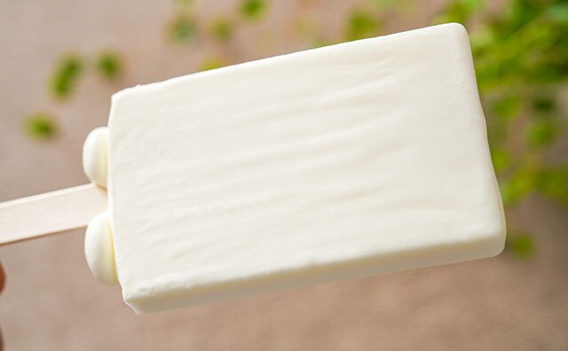 「これはウマすぎる」真っ白なアイスバーが話題に