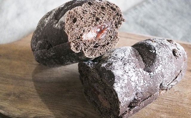 GODIVAさん、チョコとあんこを組み合わせてしまう…