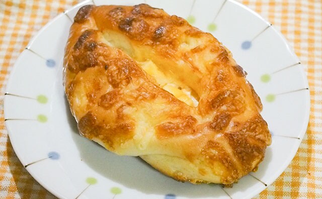 これがコンビニパン!? 地味だけど激うまな「マチノパン」新作!!