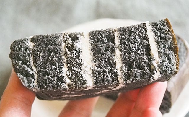 「ずっと食べてる」「疲れた時にピッタリ」ウマ娘コラボの“黒いヤツ”が話題です!