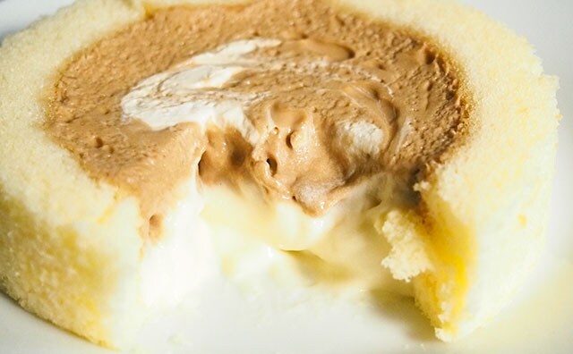 ローソンの十八番！八天堂コラボのロールケーキはおすすめ度120％！！