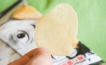 「本当に強烈」「開けるのが怖い…」発売前から大注目のローソン限定ポテチ！