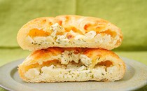 【セブン】話題のあのパンが新登場！強烈な味わいに