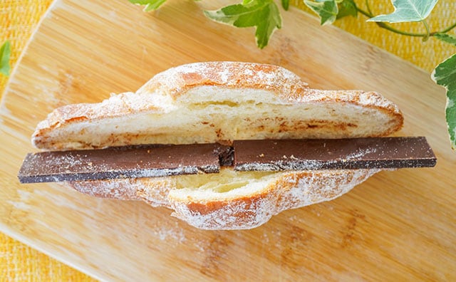 約20cm！セブンのクロワッサン長すぎてしんどい