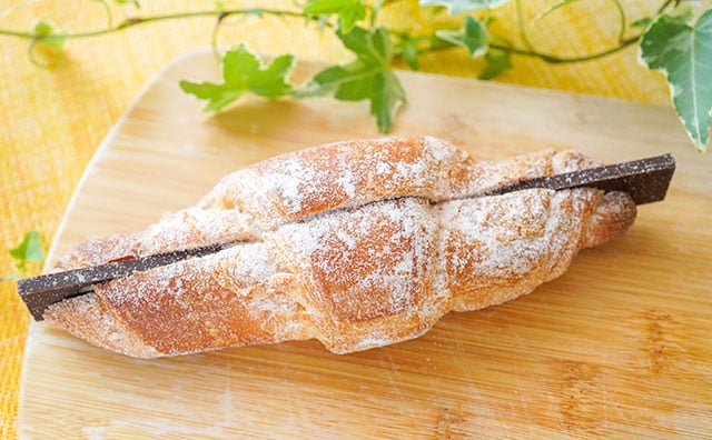 約20cm！セブンのクロワッサン長すぎてしんどい