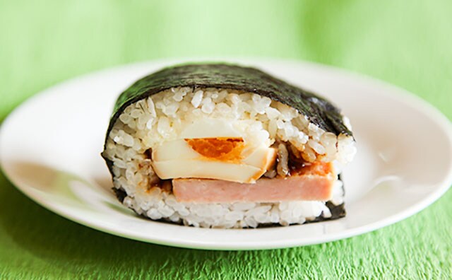 早くも第2弾登場!!ファミマの伝説級おむすびの新商品が出たぞ!