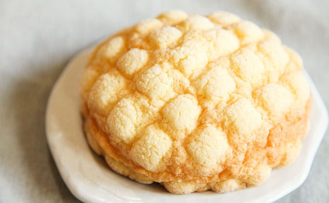 「ハマってる！」「絶品です！」ローソンの定番メロンパンが生まれ変わった？