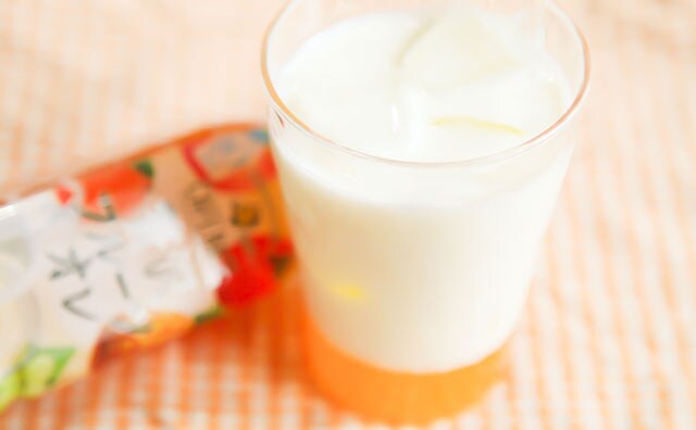 “割るだけ”で絶品フルーツオレに!? 「ねこねこキャップ」もかわいい!