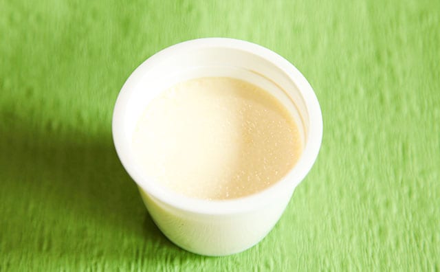 甘さ控えめ?ローソンの「ホワイトチョコプリン」を食べてみたら…