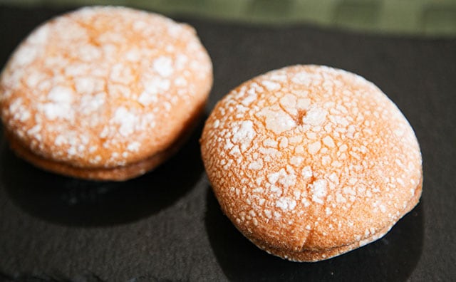 ローソンで名店の人気商品見つけた!ふわっと甘~い絶品スイーツの正体は?