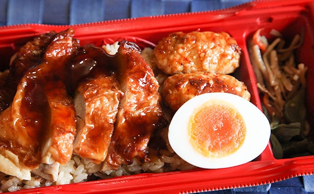 これがワンコイン!? ローソンの新作弁当が鶏肉好きホイホイすぎる！！