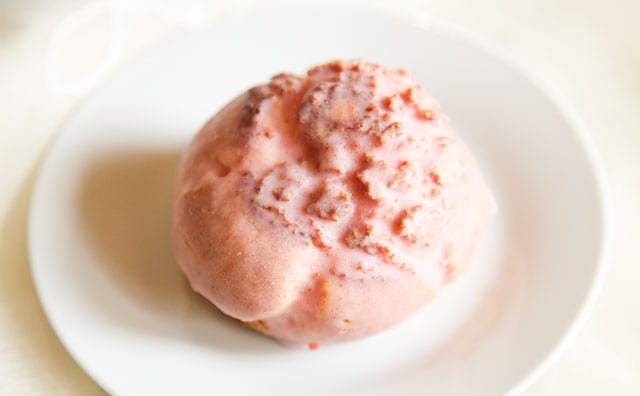 ファミマの新作スイーツ、食べにくいけどめちゃうまだった!!