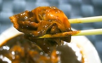 ガツンと辛くてクセになる！ローソンで重慶飯店の回鍋肉をゲット！！