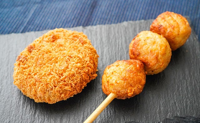 【数量限定】ファミマに肉×チーズ系ホットスナック2種登場