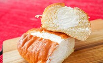 「優勝だよ」「クリームがたっぷりすぎる」ファミマパンの中毒性の高さよ