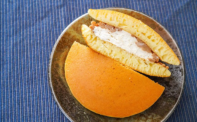 「安定のうまさ」「クリームたっぷり」あんこが入ってないセブンのどら焼