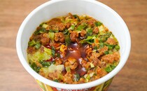 有名店がコラボ！カップ麺だけのこだわりの一杯がうまい！