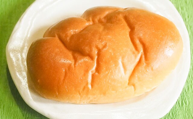 やっと買えた…！220万個突破の「ファミマ・ザ・クリームパン」を食べてみた