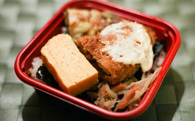 ちょうどいいサイズ感!ローソンの「おてがる」弁当にハマりそう!