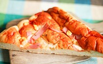 出た、MCTオイル！ピザパンなのに糖質30％オフって最高じゃない!?