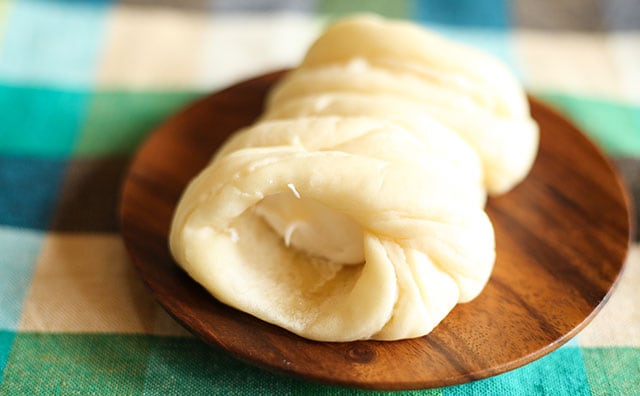 もっちり甘くてクセになる!ローソンの限定新商品とは?