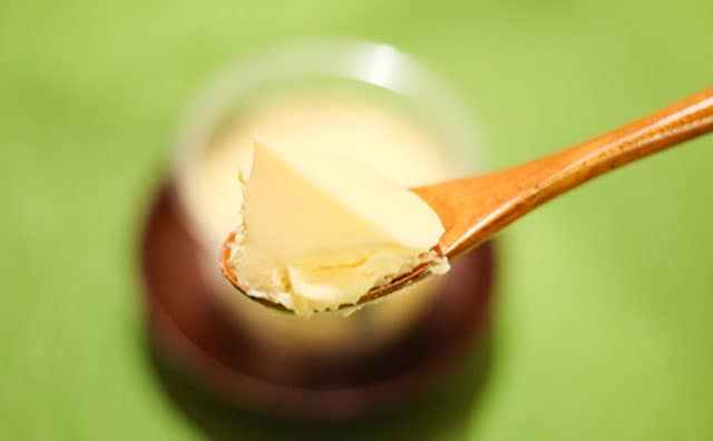 プリンっぽいけどちょっと違う!? 「#カップでバター」の正体は…?