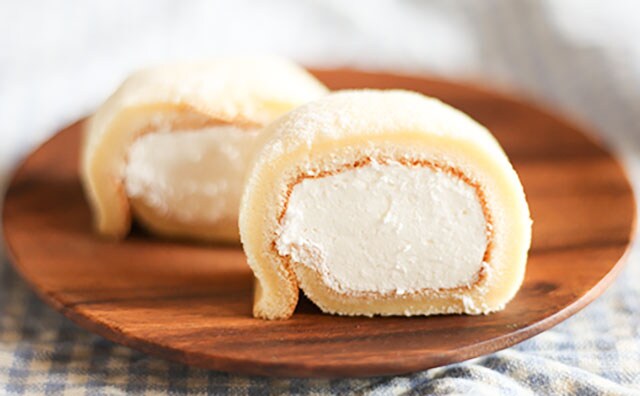 【原点回帰】「もち食感ロール」の新商品はまさかの王道シンプル？