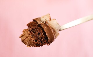 ローソンに感謝…！GODIVAコラボの新作スイーツがうますぎて爆上がり！