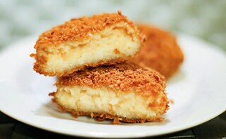 「おいしすぎる」「みんな食べて？」注目度急上昇中のファミマホットスナックの正体は…