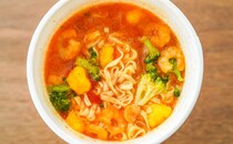 「買い溜めした」「めっちゃうまい」今しか食べられないカップ麺とは