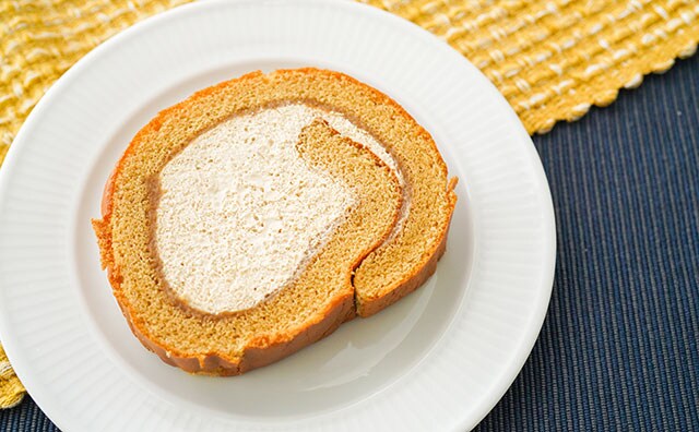 「めっちゃおいしい」「また食べたい」セブンのロールケーキにハマりそう