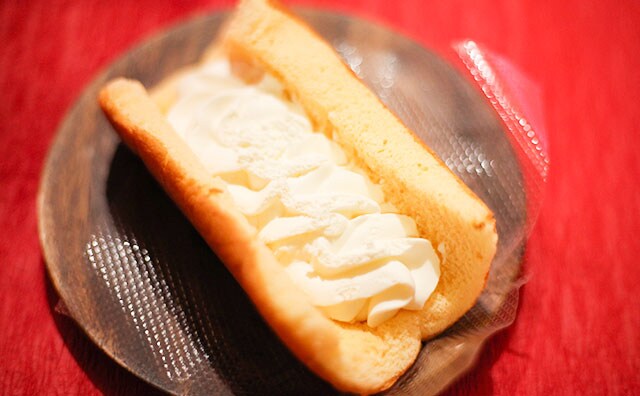 ふんわり軽くてうま!ローソンの台湾カステラが最高すぎた!