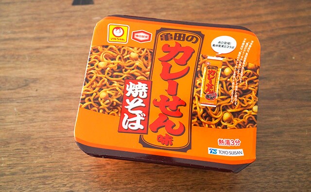 「気になる」「買う勇気がない」コラボカップ麺が話題に