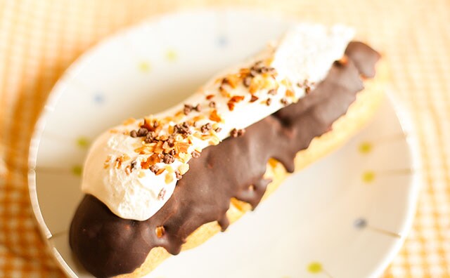 「ヤバイやつだ」「幸せが詰まってる」ローソンの新作スイーツにおぼれちゃう!?