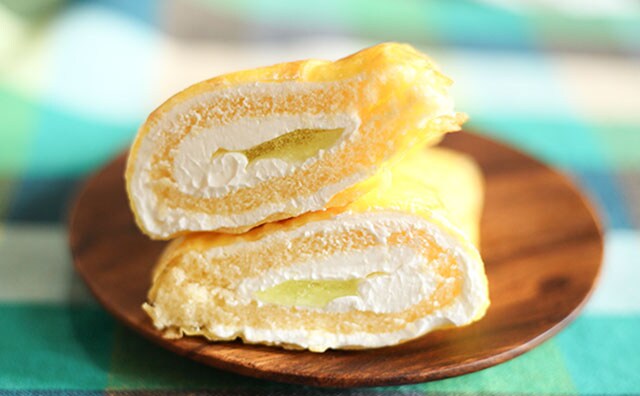 極上のふわっふわ!シャインマスカットのクレープサンドが復活したぞ!!