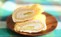 極上のふわっふわ！シャインマスカットのクレープサンドが復活したぞ！！