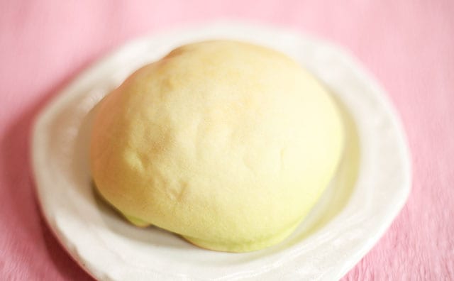 クリームぎっしり!メロン好き必食のローソン新作パンって?