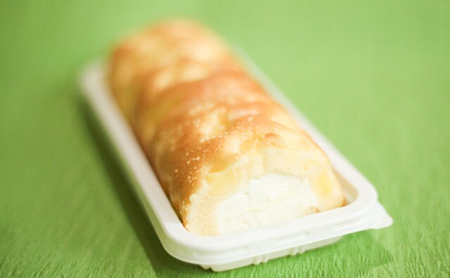 「バランス最高」「めっちゃチーズ」もち食感ロール史上No.1出たかも!!