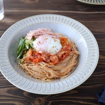 【働楽おうちごはん】あまりのおいしさに脱・めんつゆ!?「脱帽ビビン素麺」