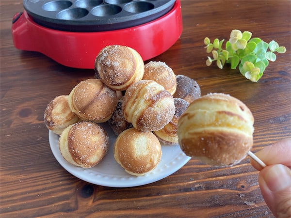 【おうち時間に】「たこ焼き器でラクチン♪鈴カステラ」ホケミとある調味料で…和テイストの懐かし味に⁉