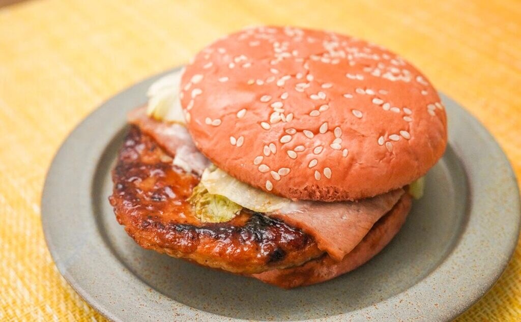 「普通のより好き」「ちょっと辛い」ダブチじゃないマック新商品とは