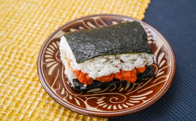 セブンの新おにぎり、カロリー爆弾だけど超おいしい!