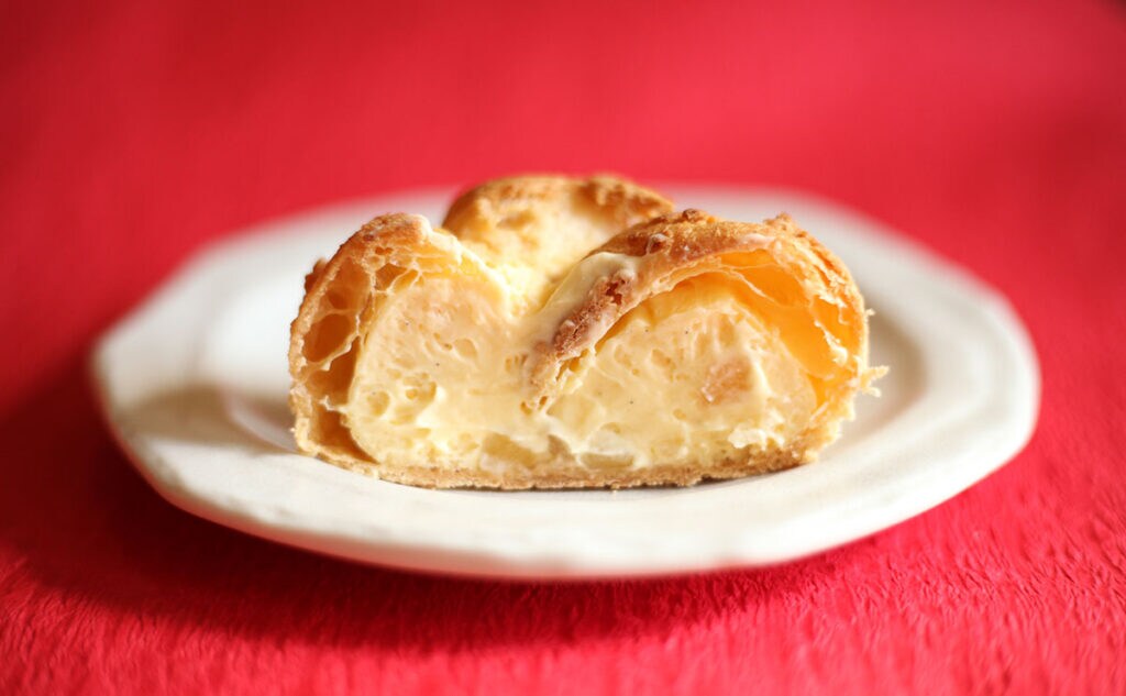 りんごがシャキシャキ!アップルパイみたいだけどちょっと違うローソンスイーツ