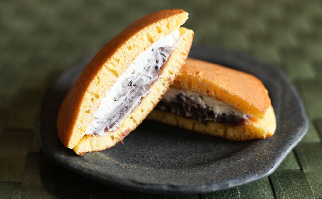 シンプルにおいしい!あんこ好きならファミマの新作スイーツ食べて!