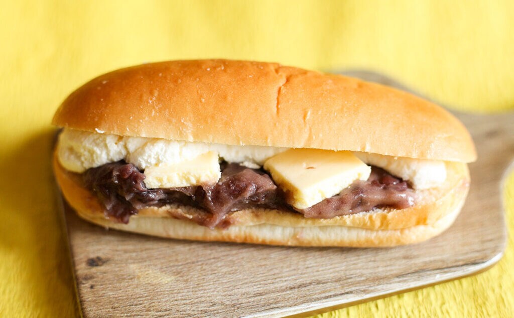 「優勝すぎる」「クセになる」おやつコッペの新作がやばいやつだった…!